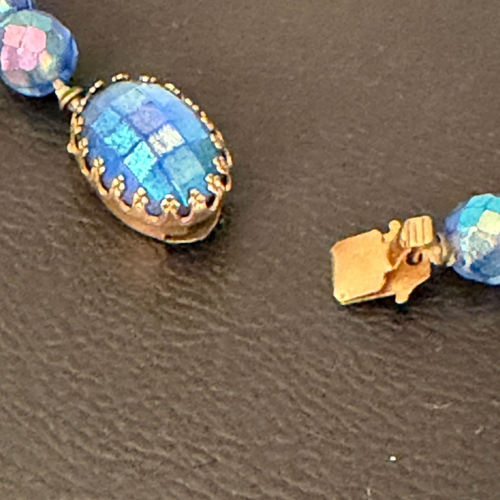 Blue Aurora Borealis Crystal Single Strand Necklace & Clip On Earring Set 1950’s - Picture 5 of 9